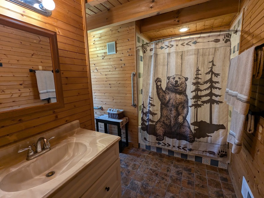 Pet friendly vacation homes Luray
